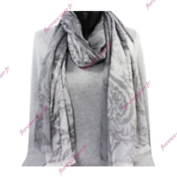 Grand foulard écharpe gris soyeux fleurs de tapisserie