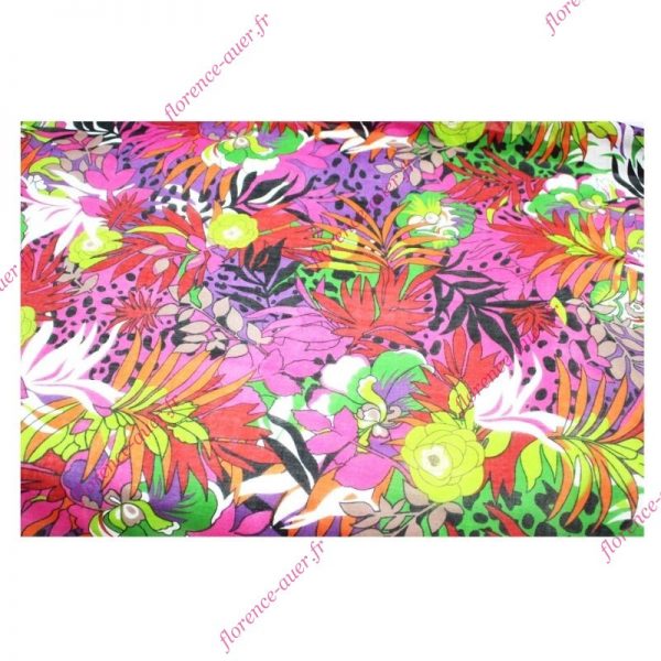 Grand foulard paréo multicolore fond rose fleurs exotiques coton