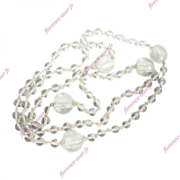 Collier long sautoir exotique perles transparentes blanches