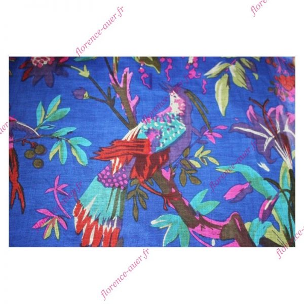 Grand foulard paréo fond bleu roi oiseaux fleurs fruits paradisiaques coton