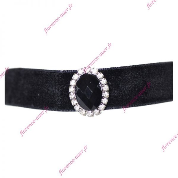 Collier ruban velours noir médaillon noir serti strass style ''collier de chien''